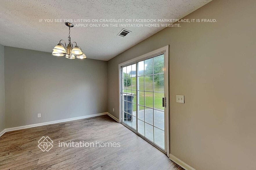 Building Photo - 939 Bramble Way