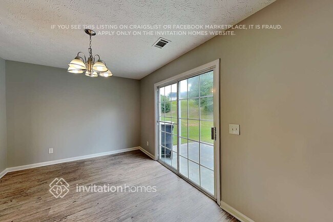 Building Photo - 939 Bramble Way