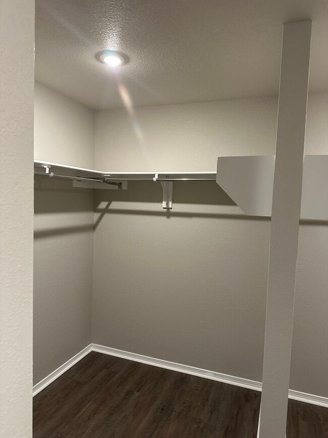 Building Photo - Pre-Leasing Now: Charming 3-Bed, 2-Bath Home in Prospect Farms