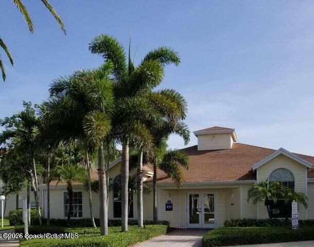 Building Photo - 650 Is Clb Ct