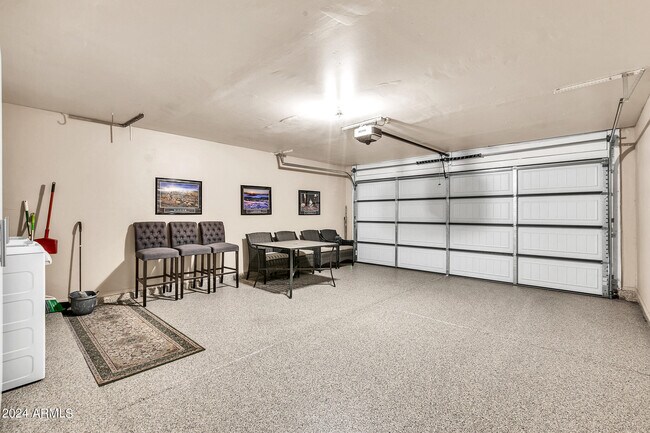 Building Photo - 10655 E Mercer Ln
