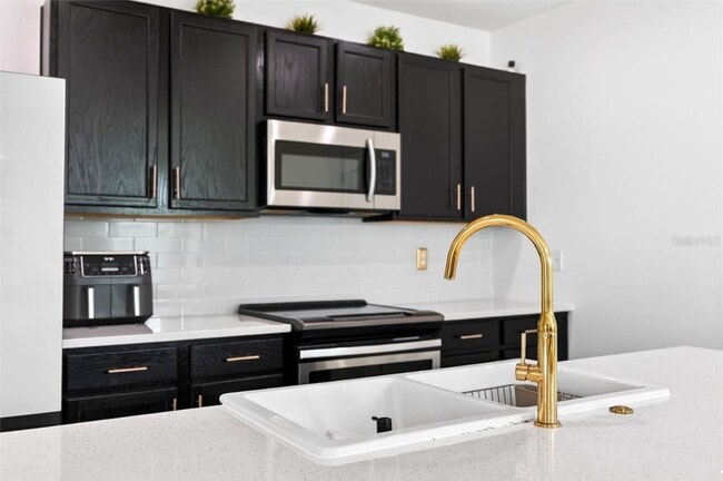 Building Photo - 1849 Red Canyon Dr