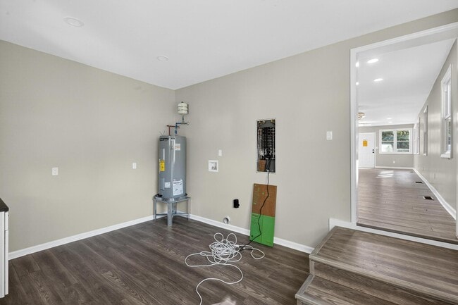 Building Photo - 1978 Piedmont St