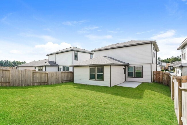 Building Photo - 24841 Scilla Wy