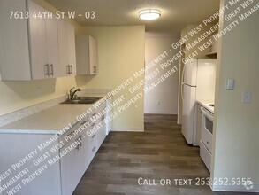 Building Photo - Fully remodeled unit!