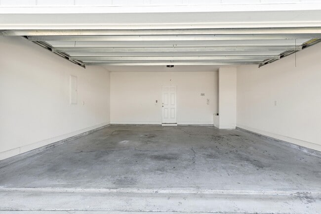 Building Photo - 116 Sea Eagle Ln