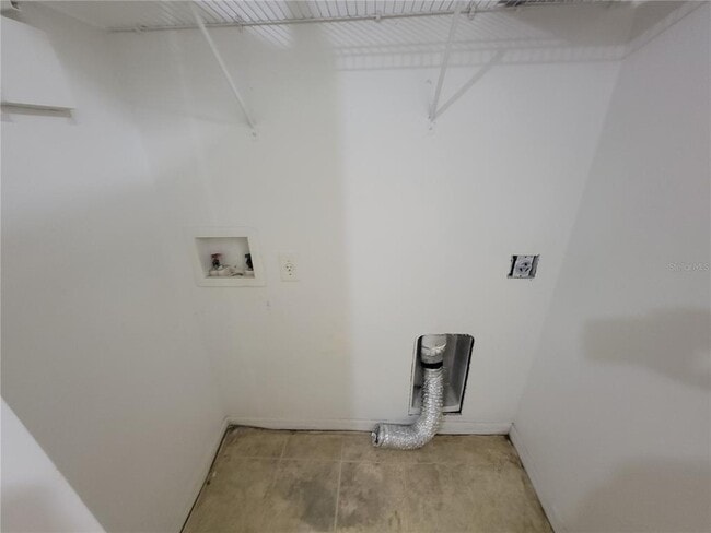 Building Photo - 15755 SW 33rd Ave Rd