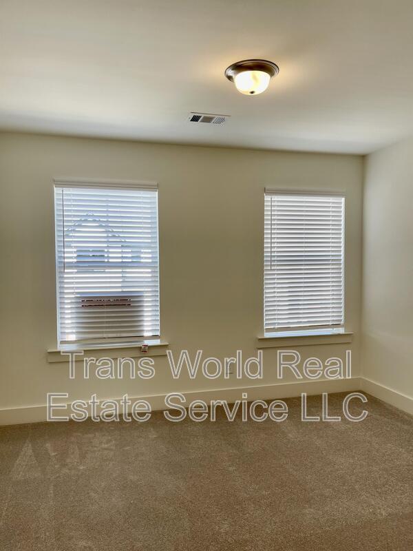 Building Photo - 175 N Auburn Landing Pl