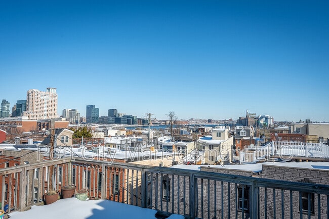 Building Photo - 426 E Fort Ave