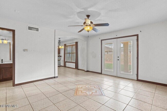 Building Photo - 11333 Manuel Moreno Dr