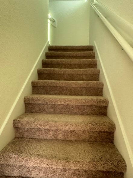 Building Photo - 63 Stonecrest Dr