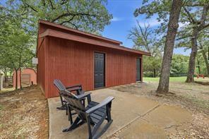 Building Photo - 111 Oaktree Ln