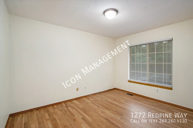 Building Photo - 1272 Redpine Way