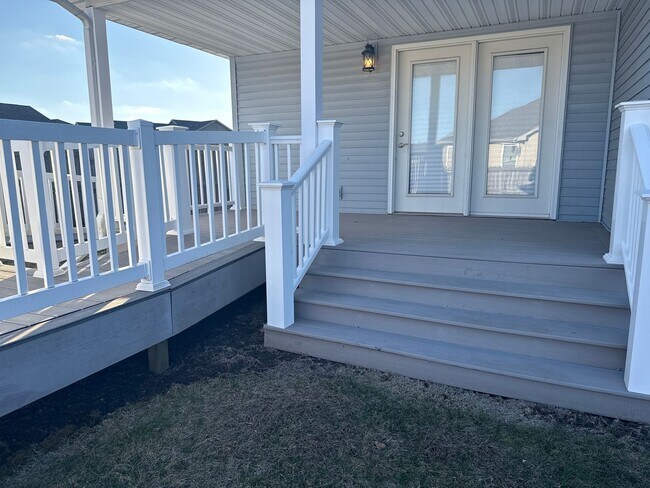 Building Photo - 2914 Sandy Ln