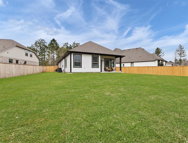 Building Photo - 8026 Whisper Grove Dr