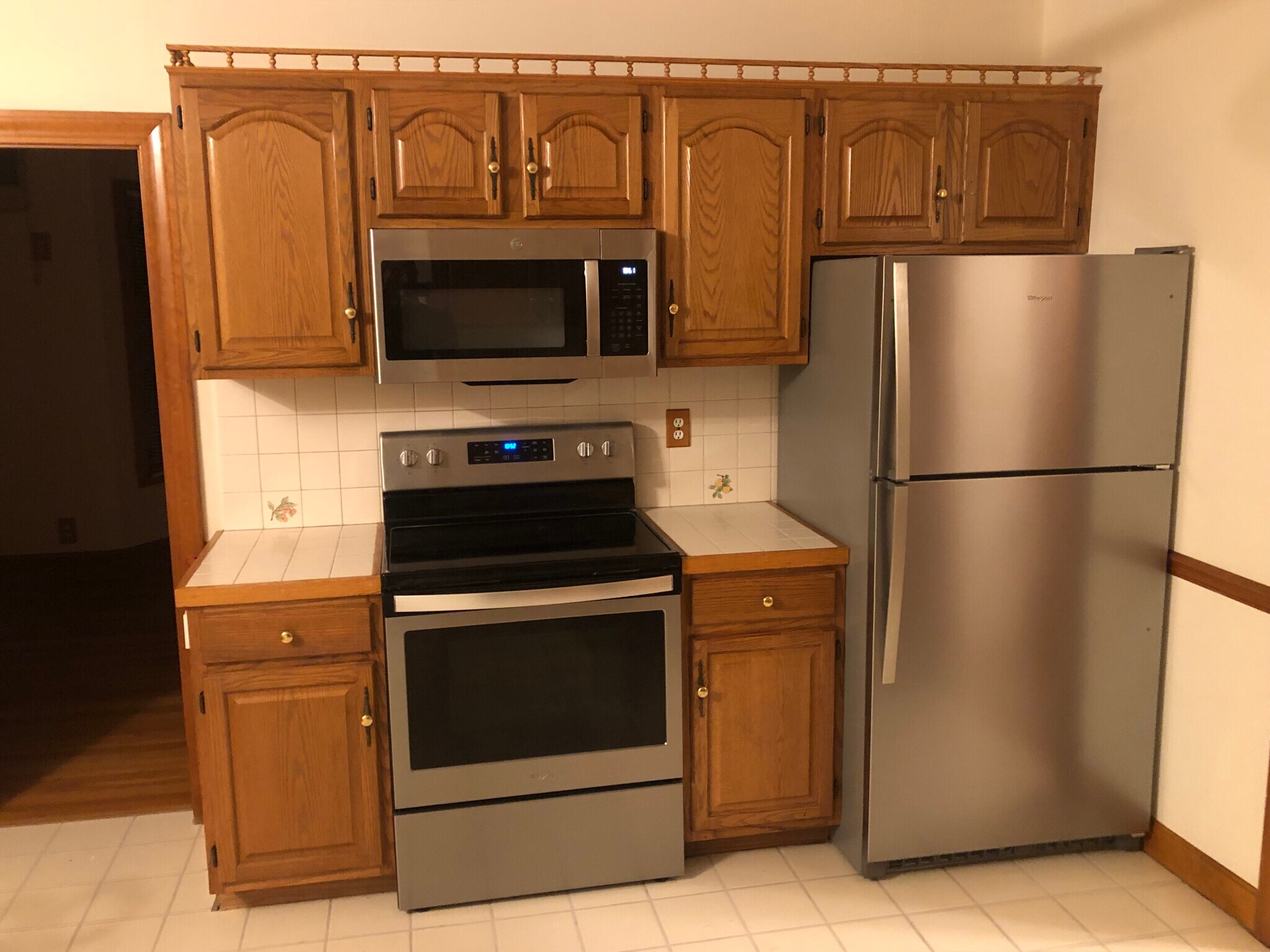 New fridge & micro - 200 Park Ave