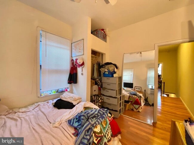 Building Photo - 1518 Page St