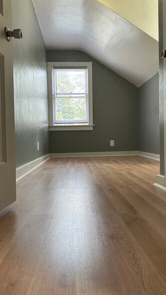 Building Photo - 1728 High St