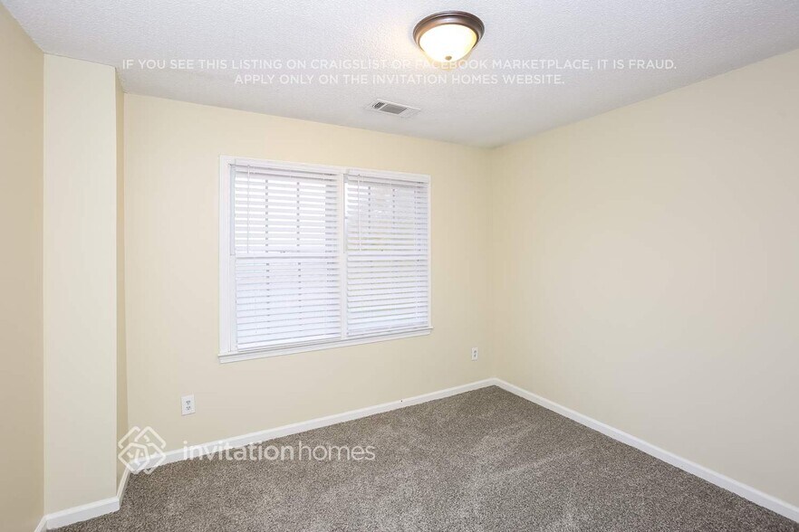 Building Photo - 3213 Piercy Woods Ct