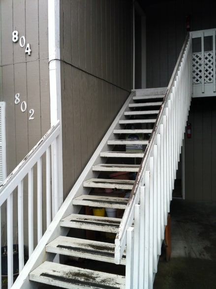 Building Photo - 804 22nd St NE