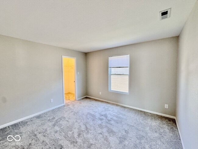 Building Photo - 12431 Teacup Way