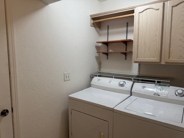 Building Photo - 1371 Loren Dr