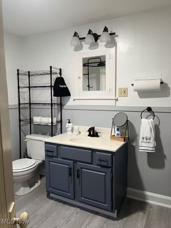 Building Photo - 369 E Tuscarawas Ave