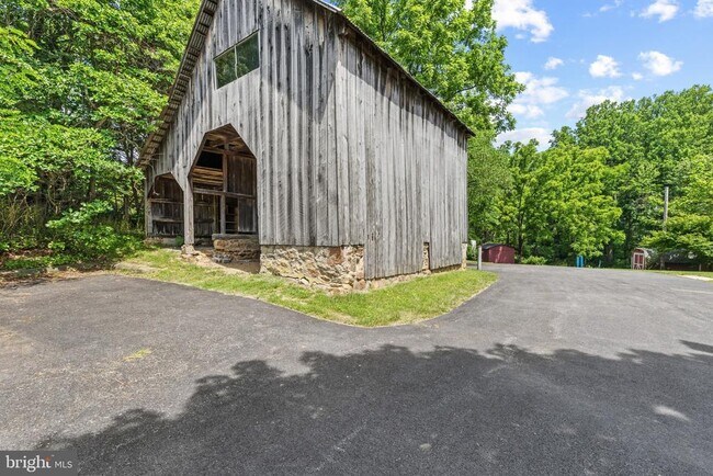 Building Photo - 6510 Haviland Mill Rd