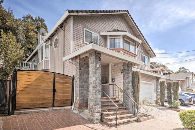 Building Photo - 9360 Mountain Blvd
