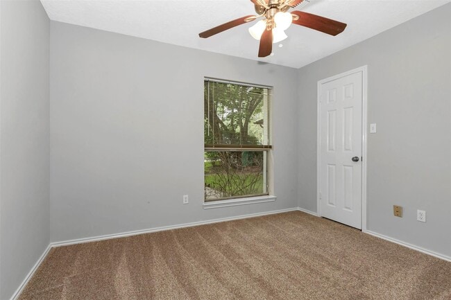 Building Photo - 73 Timberspire Ln