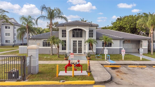 Building Photo - 15400 SW 284th St