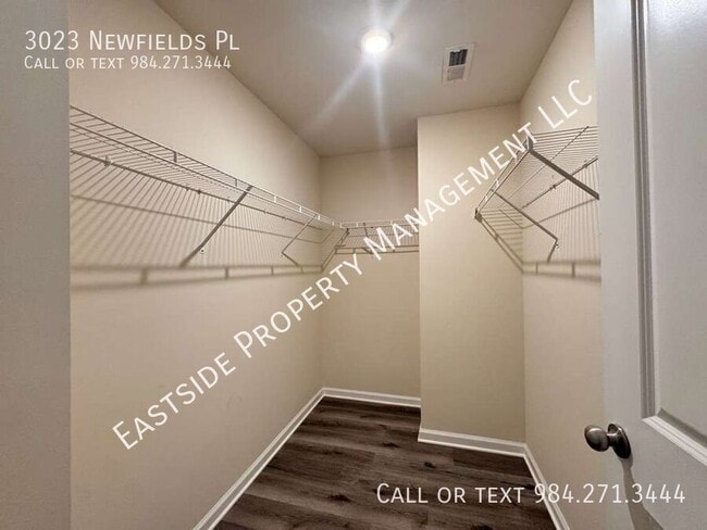 Building Photo - 3023 Newfields Pl