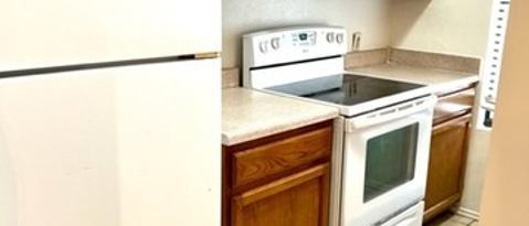 Building Photo - 117 Whisper Way