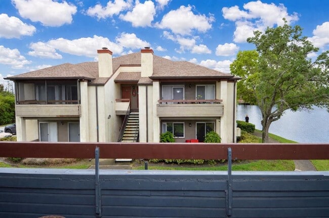 Building Photo - 10263 Gandy Blvd N