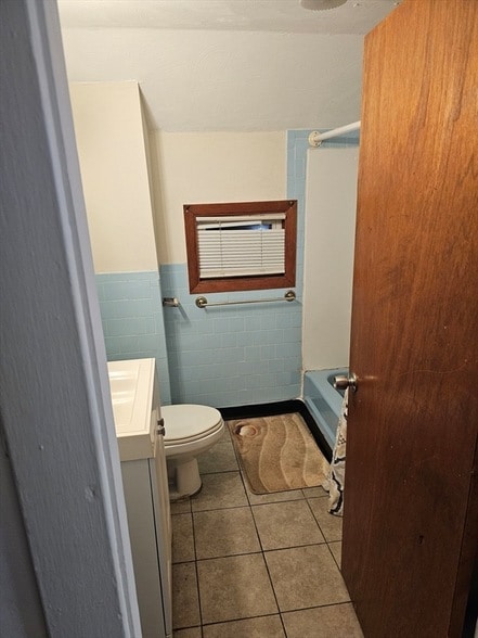 Building Photo - 78 Houghton St