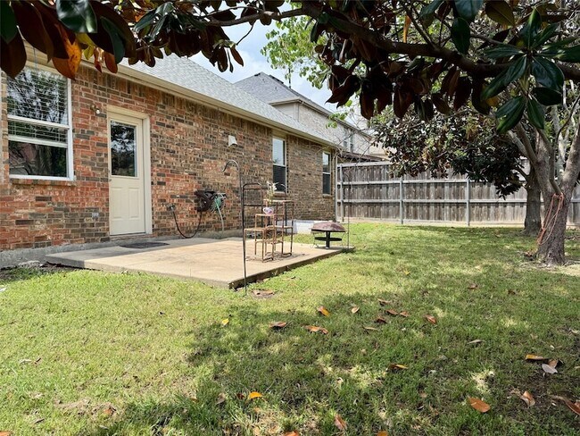 Building Photo - 9724 Windburn Dr