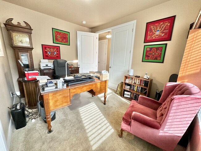 Building Photo - Short term lease! Beautiful Furnished St. George Home!!