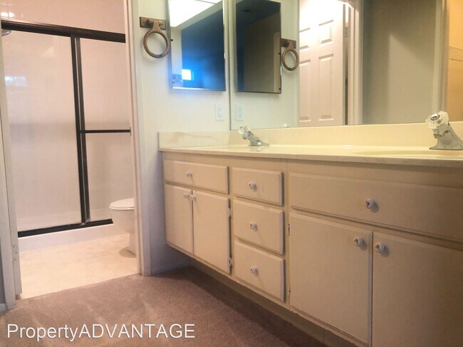 Building Photo - 2 br, 2 bath House - 3436 Cameo Dr. #70
