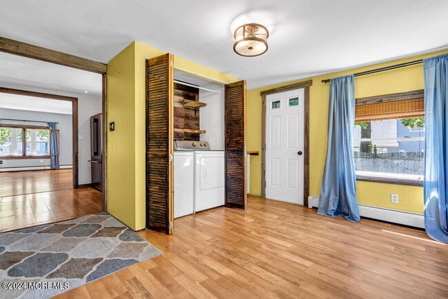 Building Photo - 105 Longfellow Ave