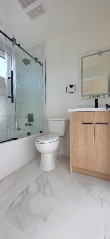 Building Photo - 1330 Tamarind Ave