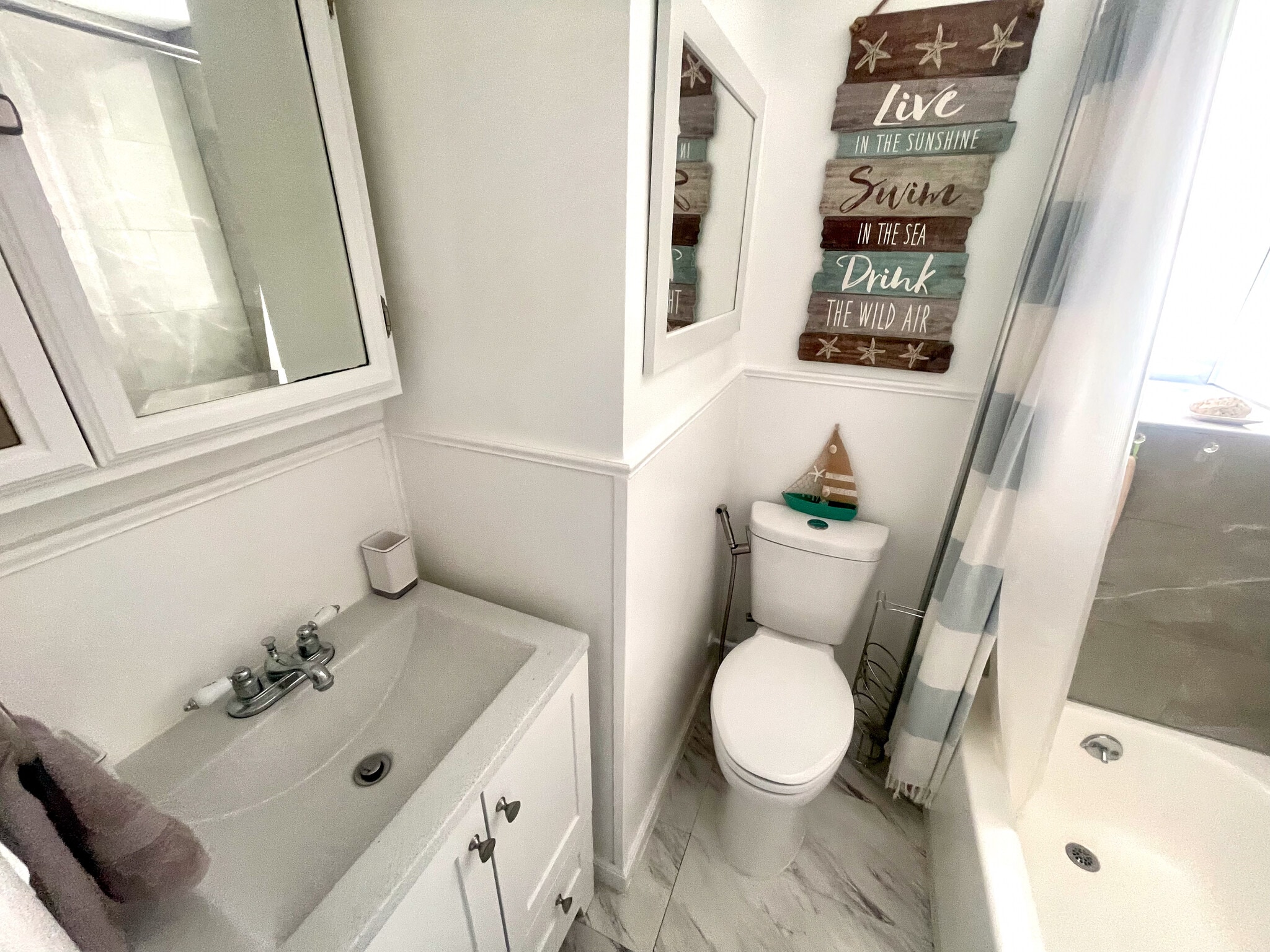 Building Photo - 80 Malcolm Ave