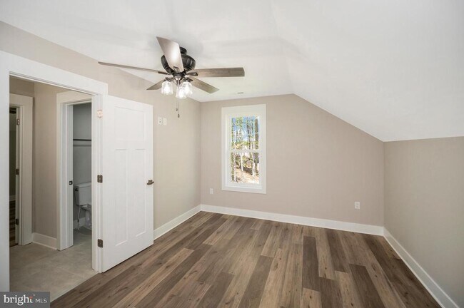 Building Photo - 44 Deep Crk Cir