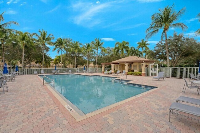 Building Photo - 4295 Vineyard Cir