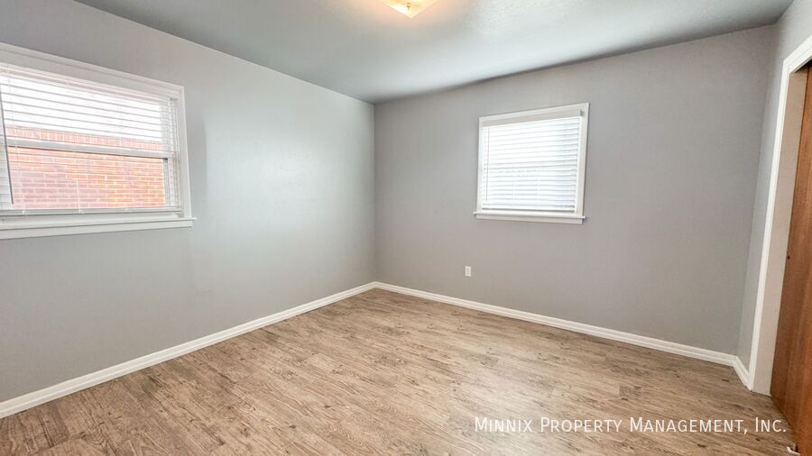 Building Photo - 2806 60th St