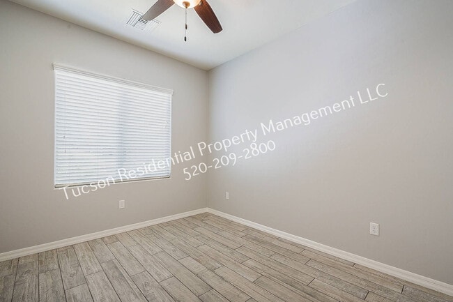 Building Photo - 7334 E Alderberry St