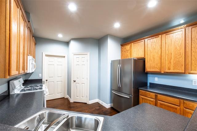 Building Photo - 4501 Brighton Dr