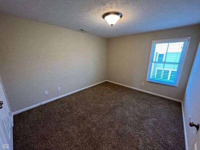 Building Photo - 2617 Manigault St