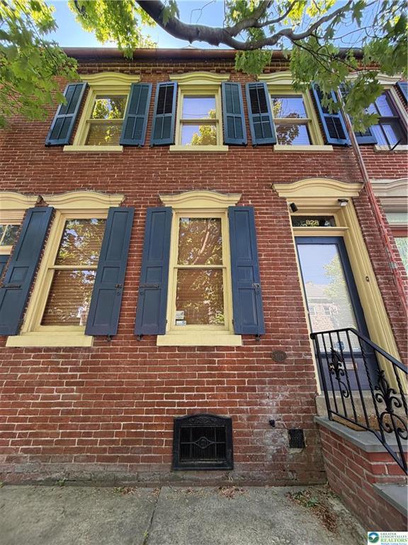 Building Photo - 828 W Gordon St
