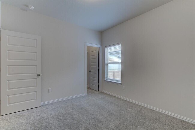 Building Photo - 8729 Belknap Rd.