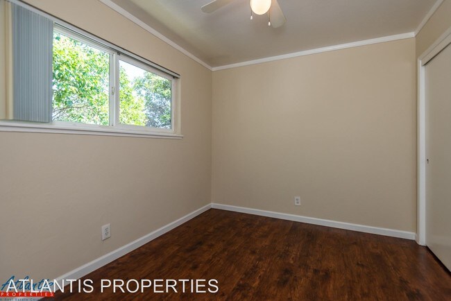 Building Photo - 3568 Agate Dr